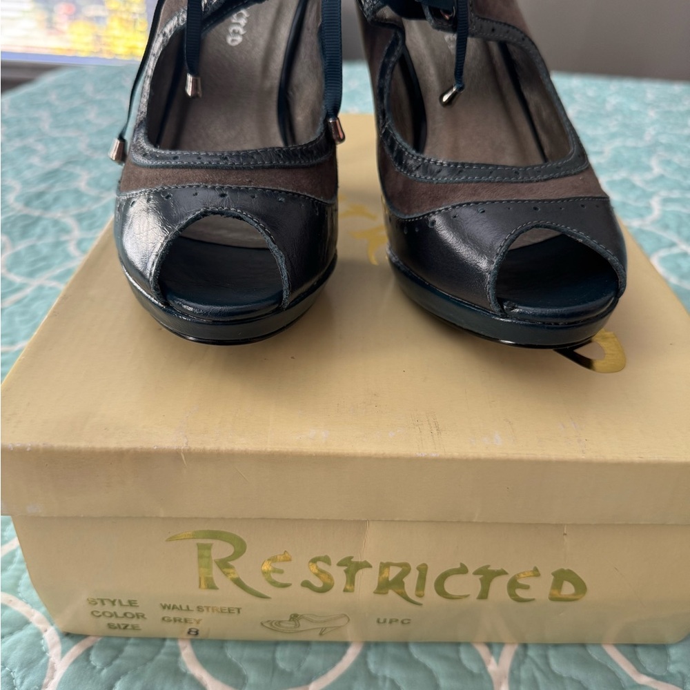 Restricted Size 8 Genuine Leather and Suede Peep Toe Heels Teal & Brownish Gray